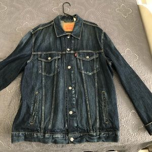 Levis jean jacket